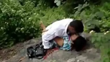 Desi aunty fucked in forest by colleague while his friend recorded