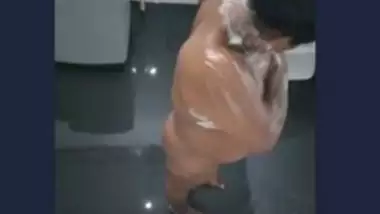 Desi bhbai bath video hidden capture