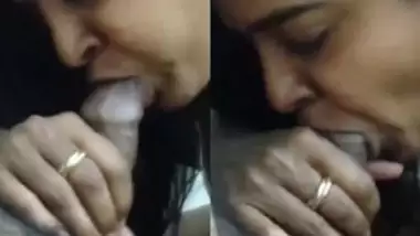 Pro Sucker Desi Aunty Sucking