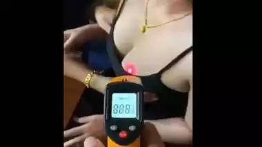 Bf check gf boobs temperature