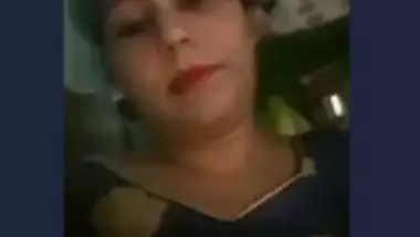 Beautiful bhabi selfie video making