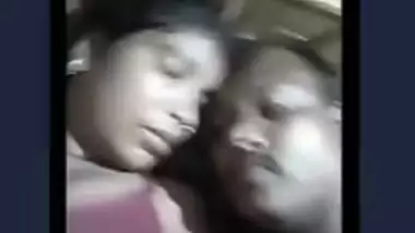 Desi randi bhabi boob sow video call