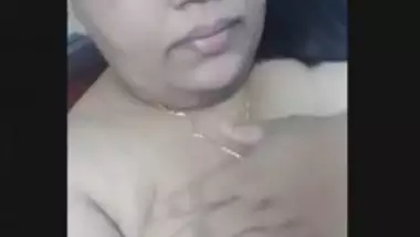 Chubby Indian Bhabi Pussy Fingering By Husband (Update)