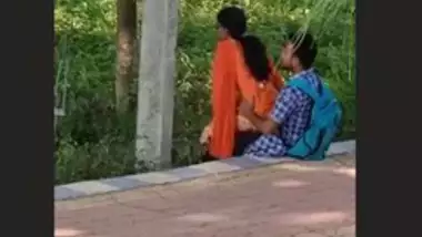 Horny College Couple Outdoor Fucking