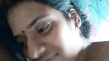 Desi cute face aunty shy