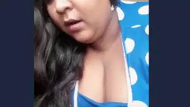 Desi aunty tiktok video making