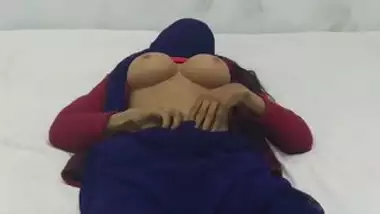 Desi wife show her big boob and pussy