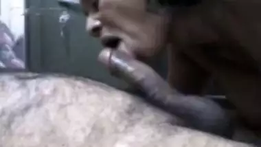 Mature desi mom sucking penis of son’s friend