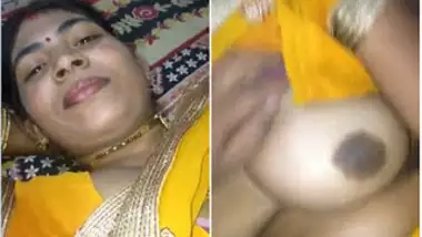 Naughty Desi guy touches GF's XXX tits making her in mood for sex