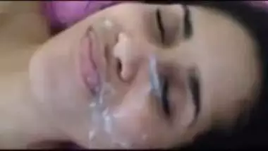 Cute marathi girl enjoys cum facial during sex