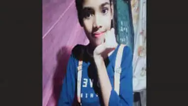 Cute Desi Girl Showing Her Boobs on Video Call