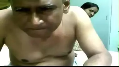 NORTH INDIAN calcutta VILLAGE desi milf OLD Mature horny COUPLE OIL MASSAGE AND FUCKING COCK SUCKING