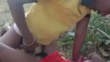 Village girl sex in jungle recorded by his friend