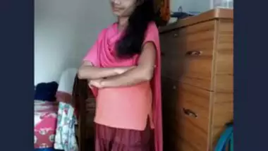 Desi cute girl fingering pussy