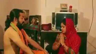 mallu bhabi fucked by hindu monk