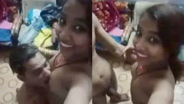 Skinny Desi female showing off her XXX nipples being licked by sex guy