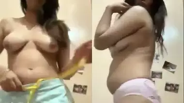 Sexy Indian Punjabi girl stripping nude on selfie cam