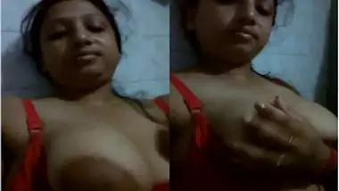 Relaxed Indian gal whips out jugs dreaming about porn sex with BF