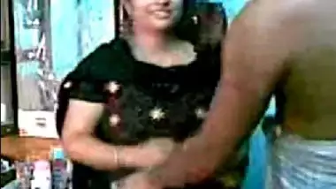 Hindi aunty hot sex video with mallu guy