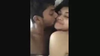 Hot college girl nude kissing her boyfriend