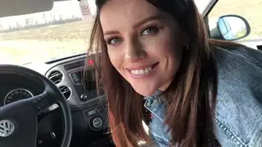 She gave her first blowjob in the car