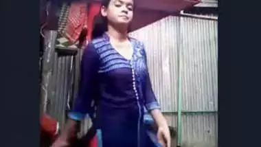 Desi Beautiful Cute Village Girl Bathing Video For Lover