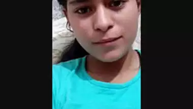 Desi Cute Girl Showing Update