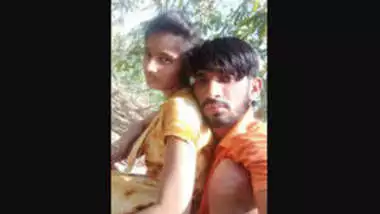 Desi teen girl fucking in jungle