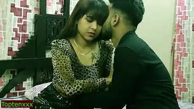 Indian Hot xxx Bhabhi having secret sex with teen office boy!! Indian real teen sex with clear hindi audio