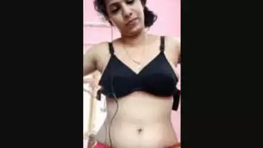 Sexy Mallu Bhabhi Shows Boobs On VC 9 Clips Merged into single File