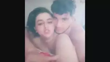 ARAB CUTE GF HAVING FUN WITH BF FULL MMS