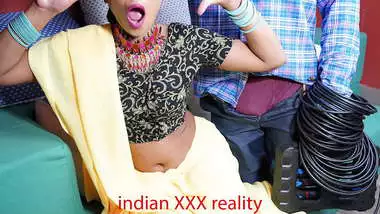 Indian XXX Cable repair man fuck in hindi