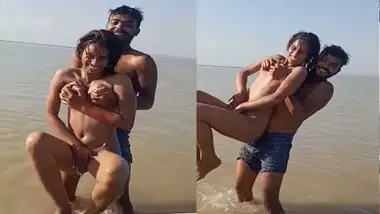 Enjoying with busty Desi slut in river