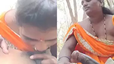 Paid Indian slut giving blowjob outdoors