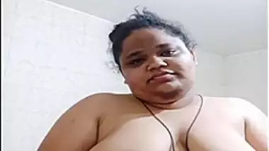 Today Exclusive- Desi Bbw Bhabhi Record Her Bathing Video Part 5