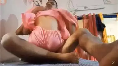 Desi pair live sex movie scene