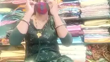 Horny Bhabi in Green Salwar Showing Pussy and Ass in Shop