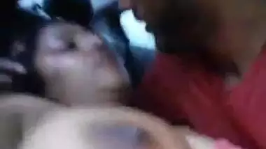 Rich Desi girlfriend sucking bf's cock in car