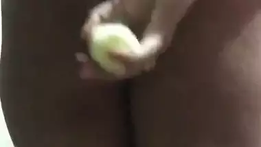 Desi sexy wife enjoy with banana