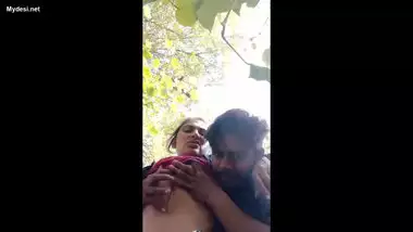 desi couple outdoor fun