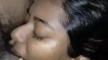 Tamil XXX girl giving a wet blowjob to her best friend like a pro MMS