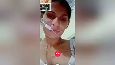 Today Exclusive- Sexy Bihari Girl Showing Her Boobs On Video Call Part 6