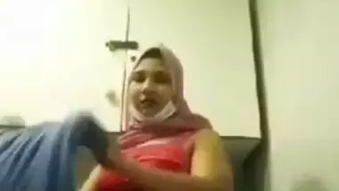 Pk hijabi aunty