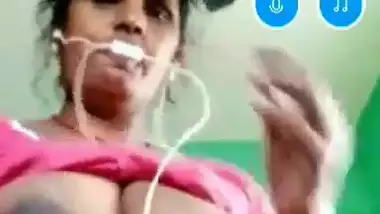 Village Aunty Shows boobs and Pussy