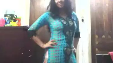 Indian Punjabi angel home made undress tease mms sex scandal