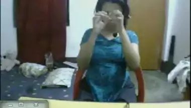 Indian Babe Ummi Cam Show 2.