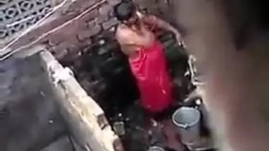 Caught my neighbour bhabhi bathing