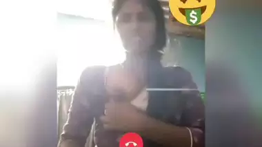 Desi sexy bhabi hot boobs