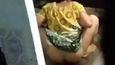 bhabhi pissing in bathroom at night captured