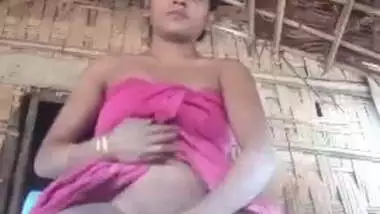 Desi village girl fingering video